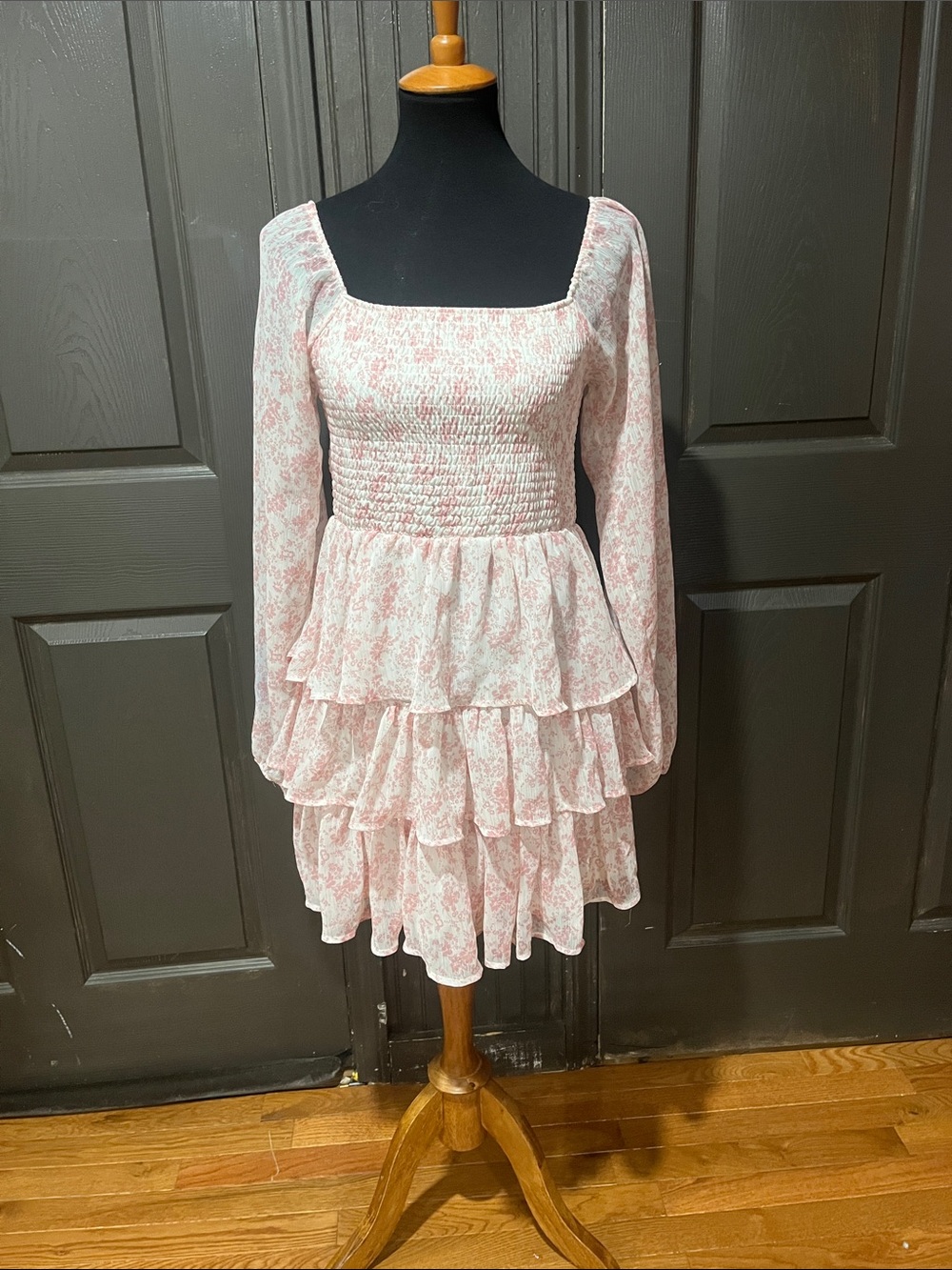 Smocked Square-Neck Long-Sleeve Tiered Ruffle Dress in Light Pink Floral